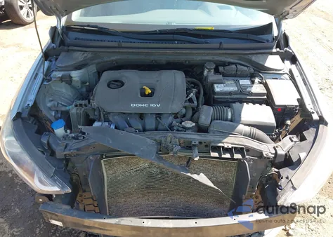 2017 Hyundai Elantra Se из США, поврежденный, VIN 5NPD84LF1HH119479